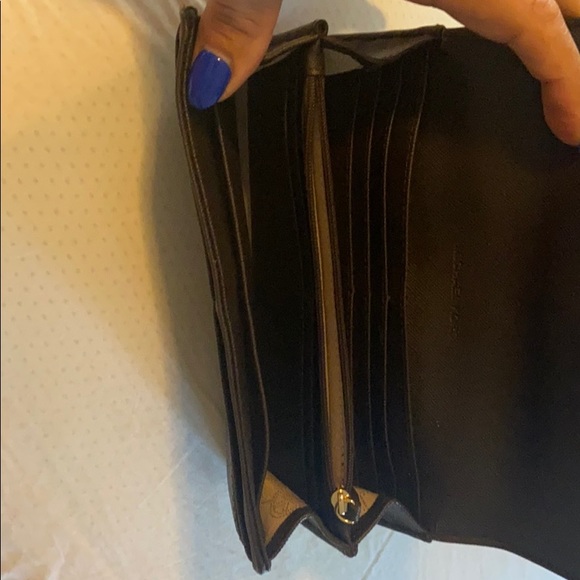 Michael kors wallet - Picture 3 of 5